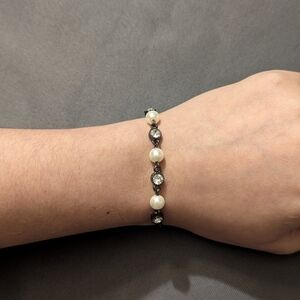 Pearl and Crystal Bracelet, 7 Inches